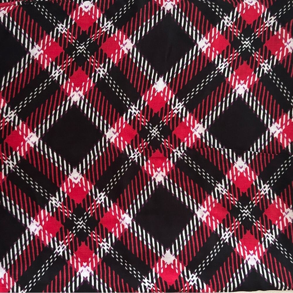 Talbots Women’s Nutcracker Plaid Oblong Scarf - Picture 3 of 6